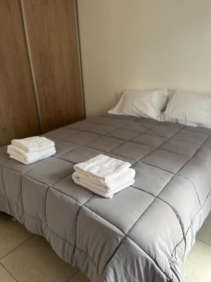 Hostel Los Cormoranes Ушуайя Екстер'єр фото
