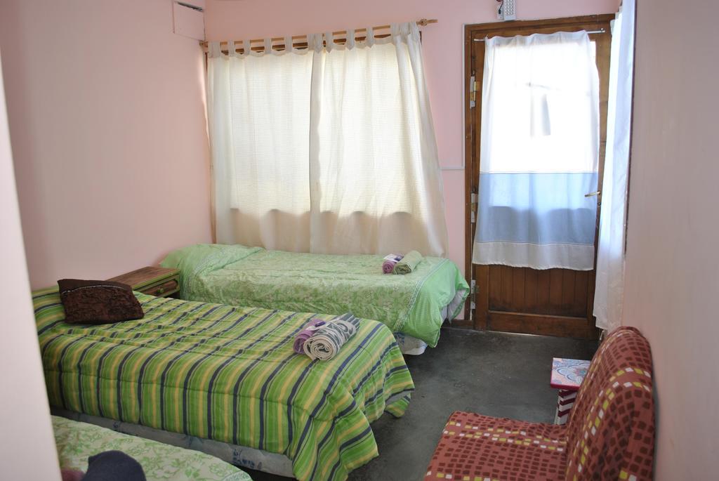 Hostel Los Cormoranes Ушуайя Екстер'єр фото